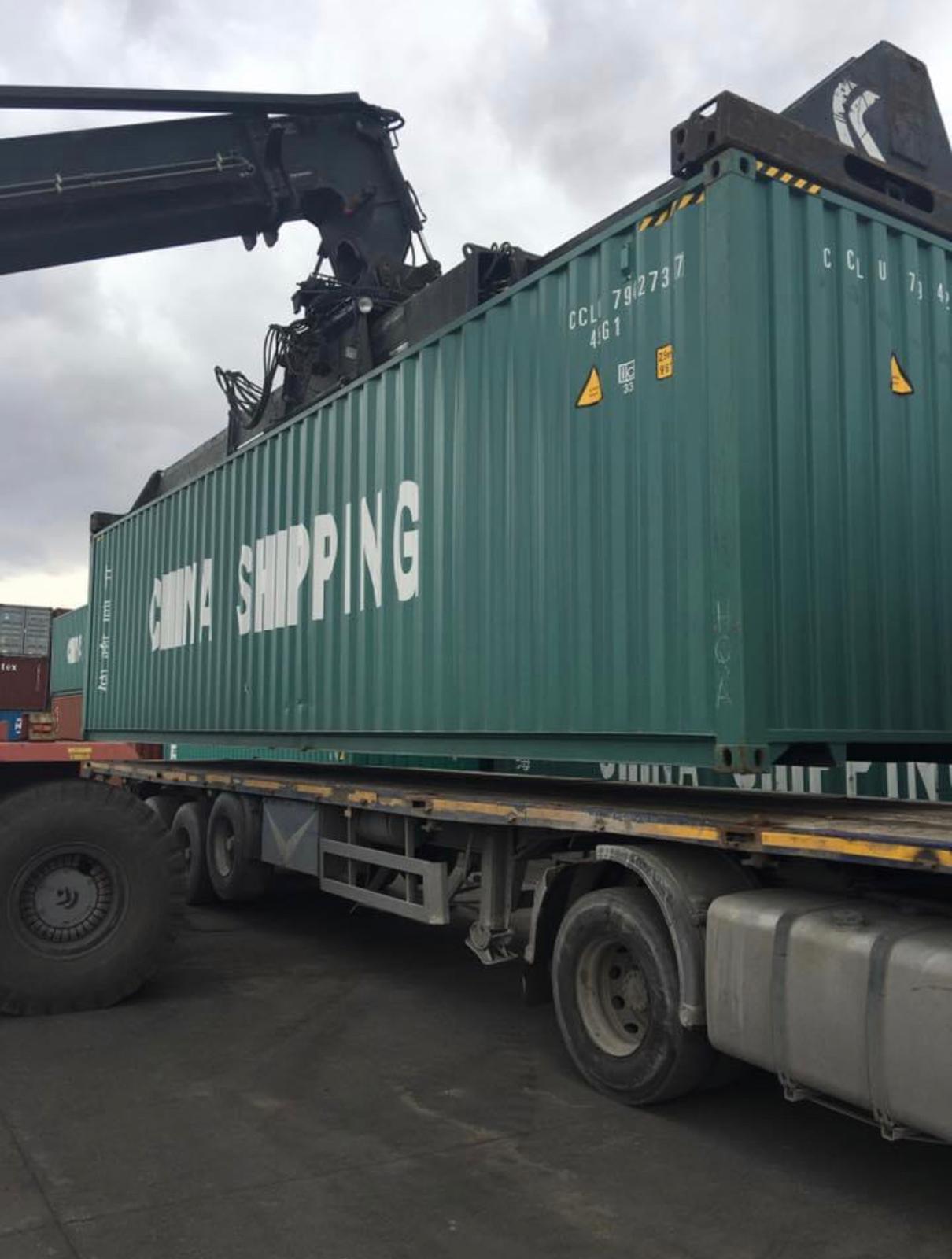 Dried-Apricots-Shipment-Port-Operation