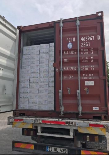 Dried-Apricots-Shipment-12_5Kg-Bulk-Shipment