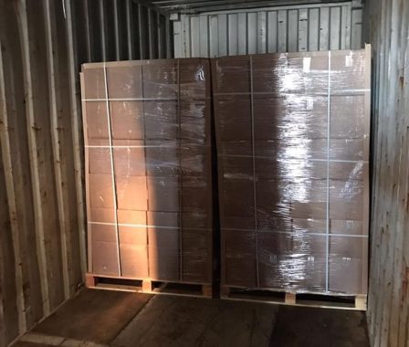 Dried-Apricots-Shipment-with-Pallets